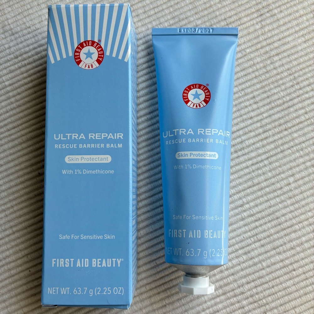 First Aid Beauty Ultra Repair Rescue Barrier Balm + Mask with Dimethicone
